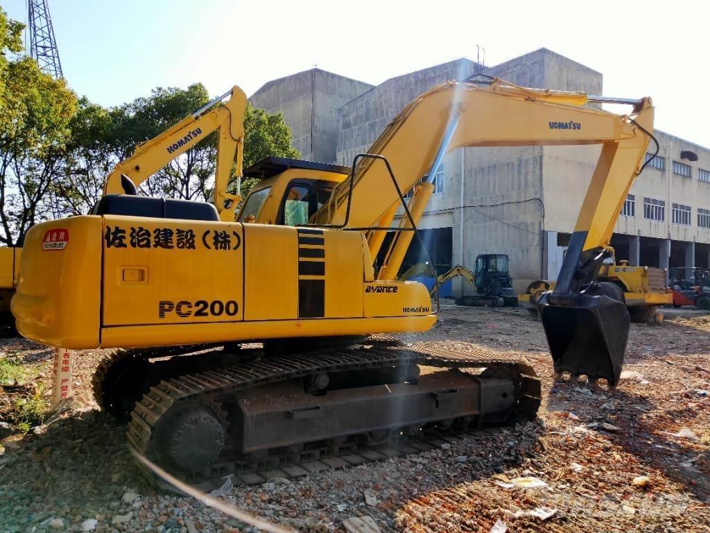Komatsu PC200-6 Beltegraver