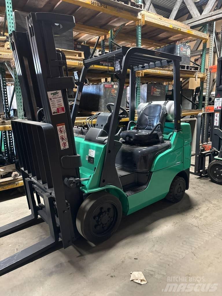Mitsubishi FGC25N Gaffeltrucker - Annet