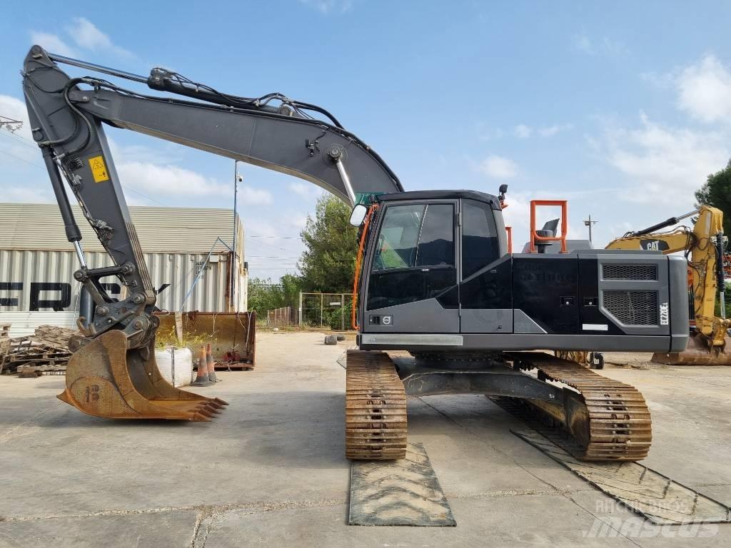 Volvo EC220EL Beltegraver