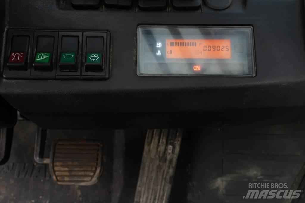 Manitou MI 25 D Diesel Trucker