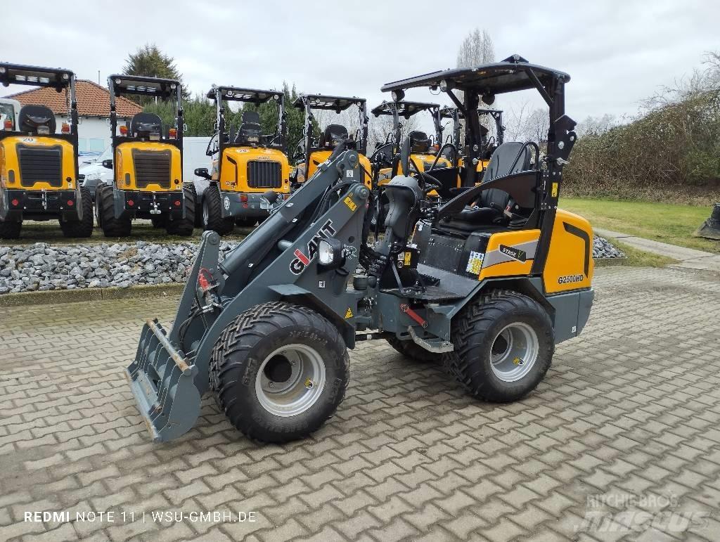 GiANT G2500 HD Frontlastere og graveredskap