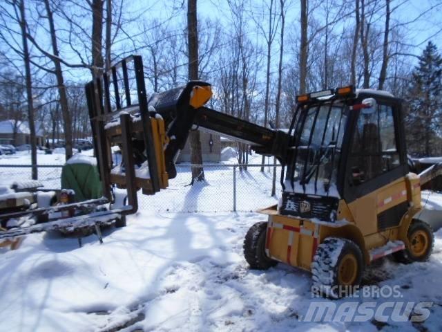 JCB LTL30 Terrenggående gaffeltruck