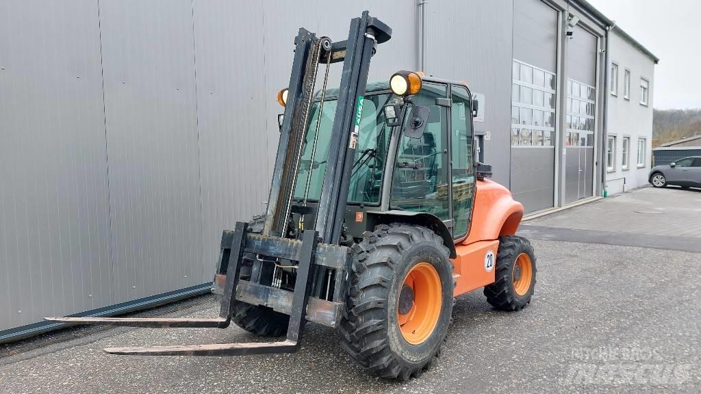 Ausa C 350 H4X Diesel Trucker