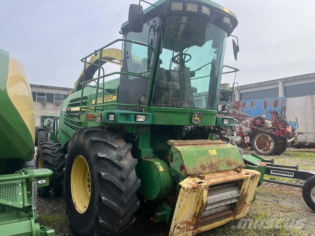 John Deere 7700 Selvdrevne fôrhøstere