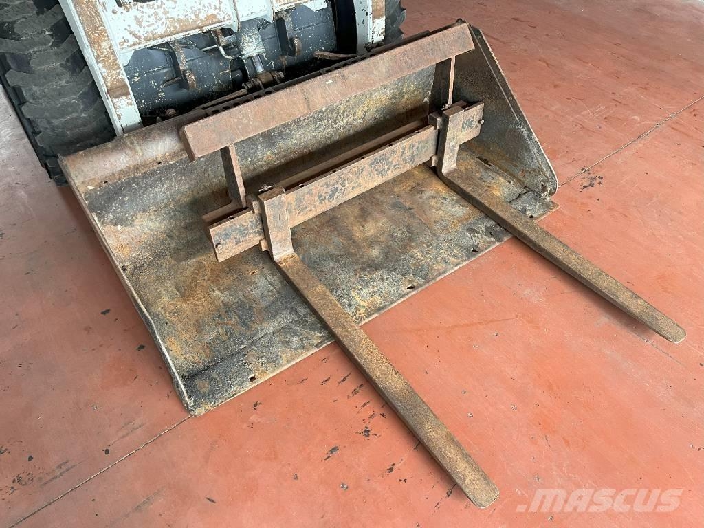 Bobcat 853 Kompaktlastere