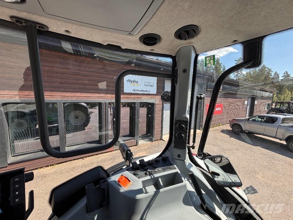 Valtra Q 305 Traktorer
