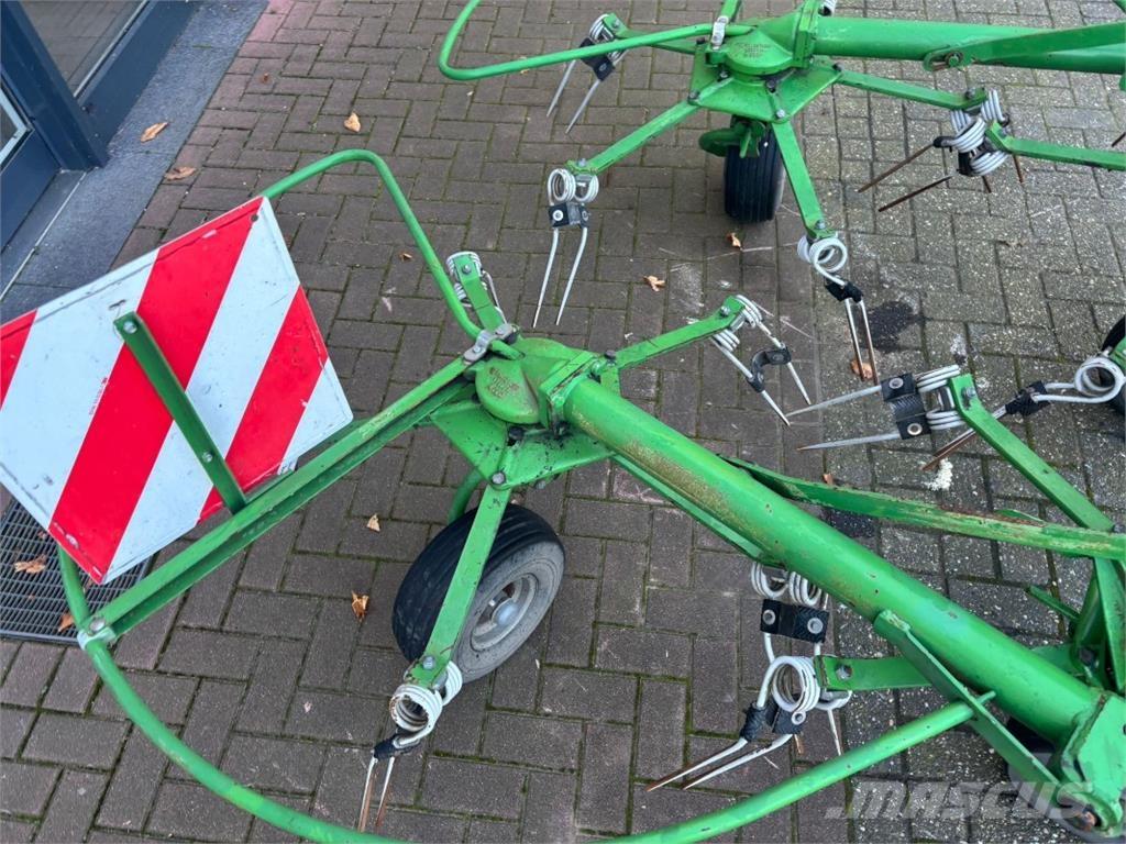 Stoll Z450 Raker og høyvendere