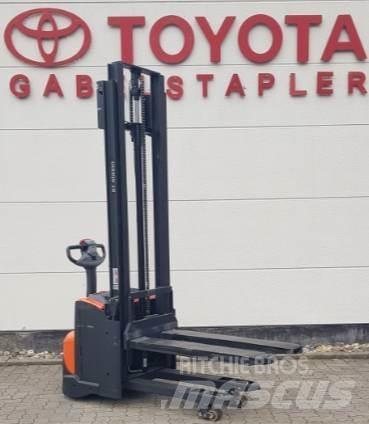 Toyota SWE120L Ledestablere