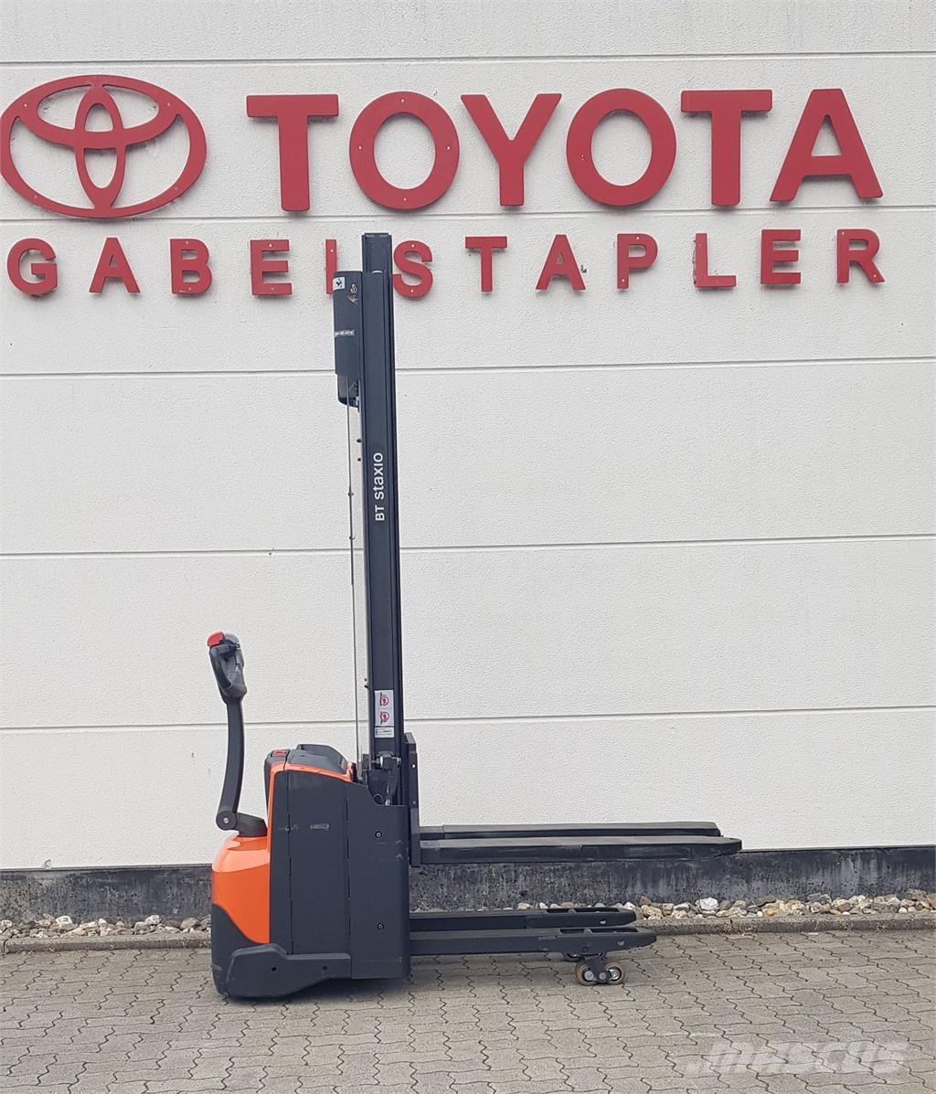Toyota SWE120L Stablere