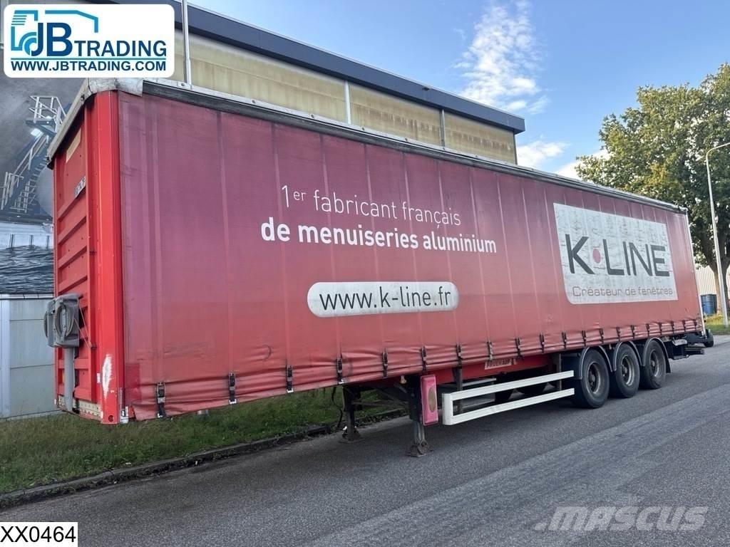 Fruehauf Tautliner Gardintrailer