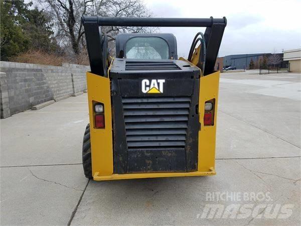 CAT 272 D Kompaktlastere