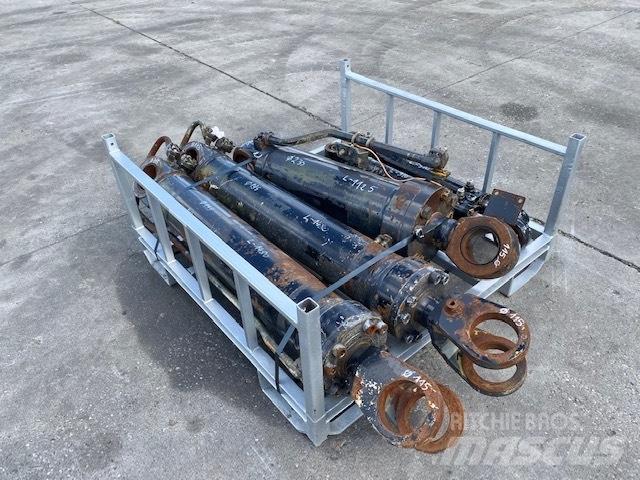 New Holland W 270 C Hydraulikk