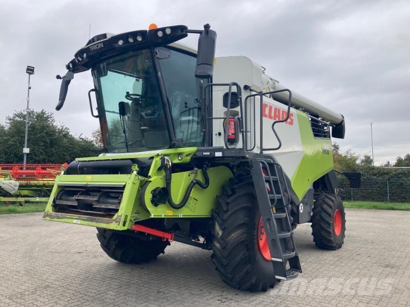CLAAS TRION 640 Skurtreskere