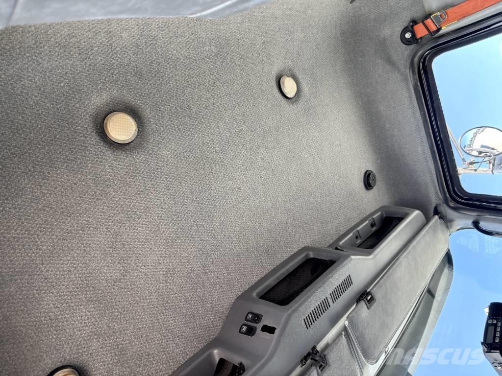 Mack CHU 613 Bergingsbiler