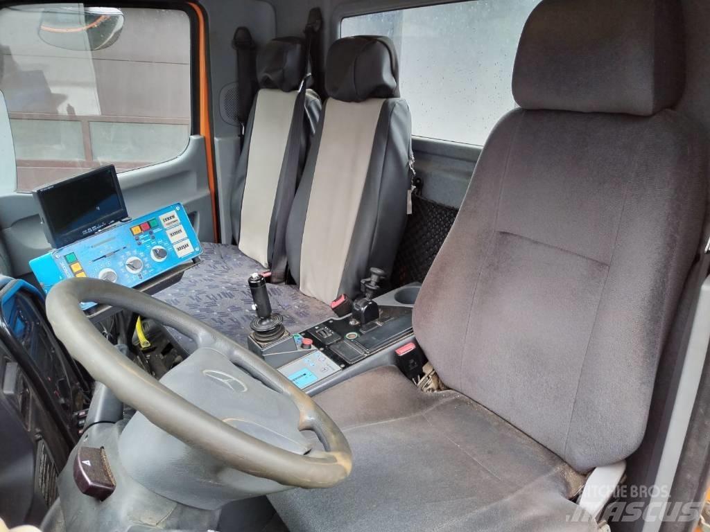 Mercedes-Benz U20 MPV/redskapsbærer