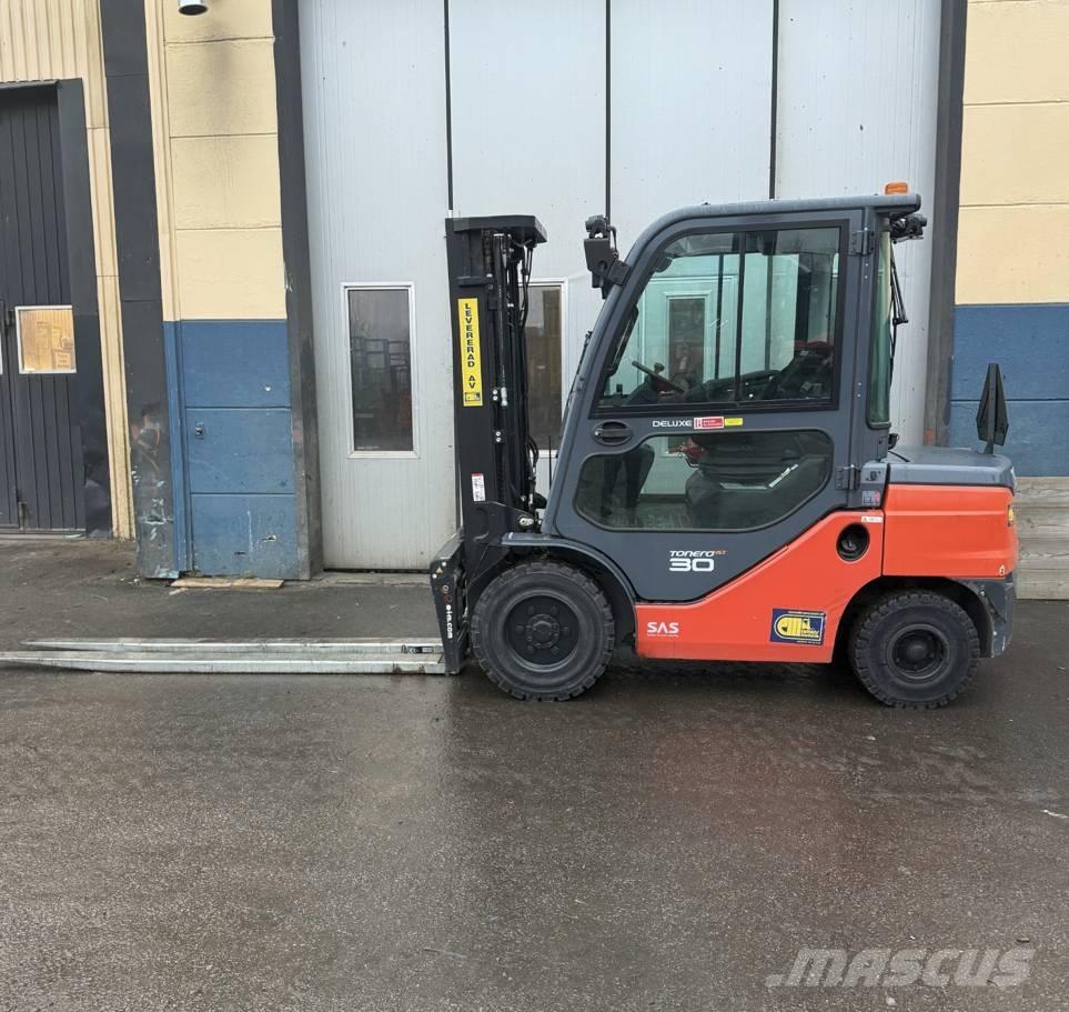 Toyota truck 8FD30F Diesel Trucker