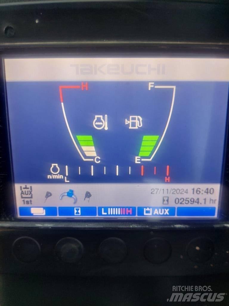 Takeuchi TB 230 Minigravere <7t