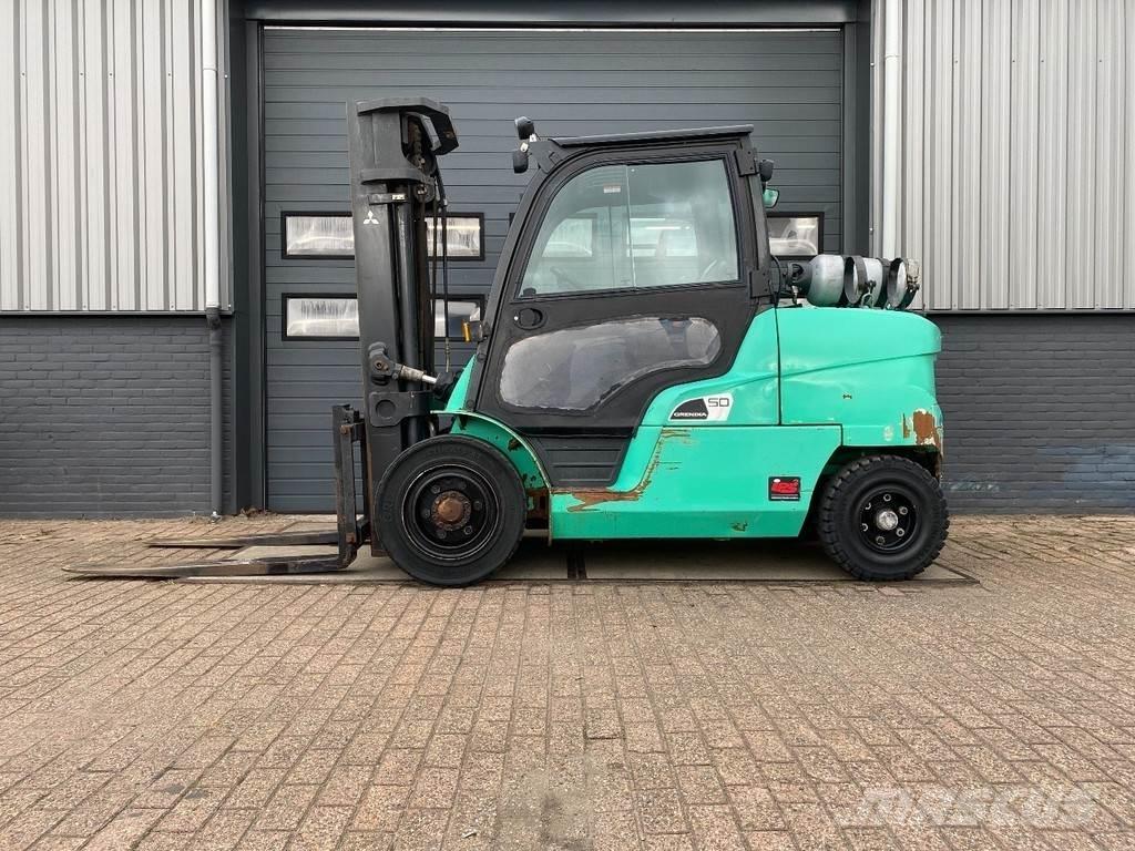 Mitsubishi FG50NT Propan trucker
