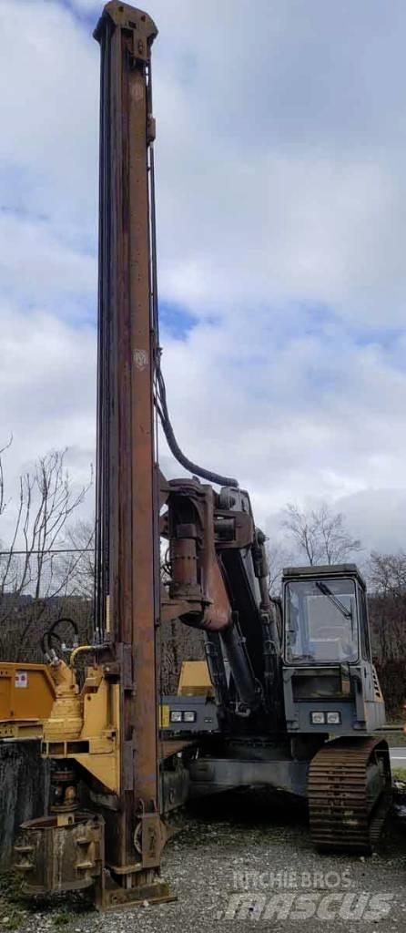 O&K RH 12 Store borerigger