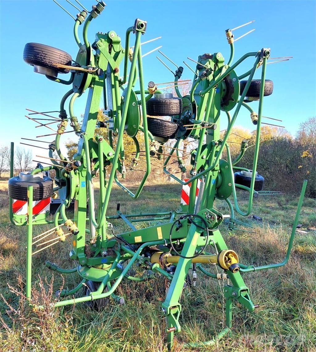 Krone KW 8.82/8 Raker og høyvendere