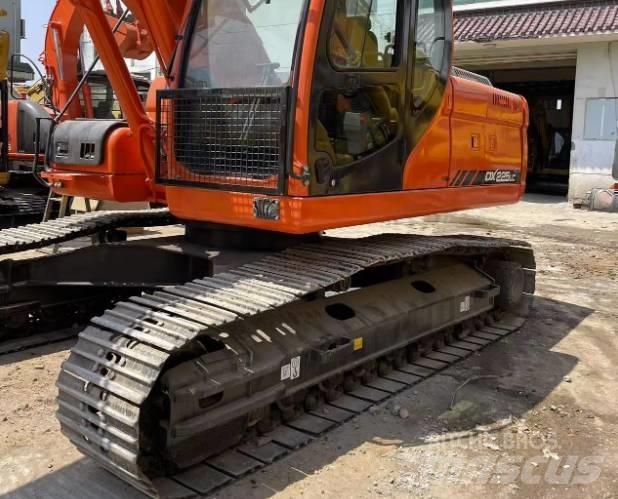 Doosan DX225LC Beltegraver