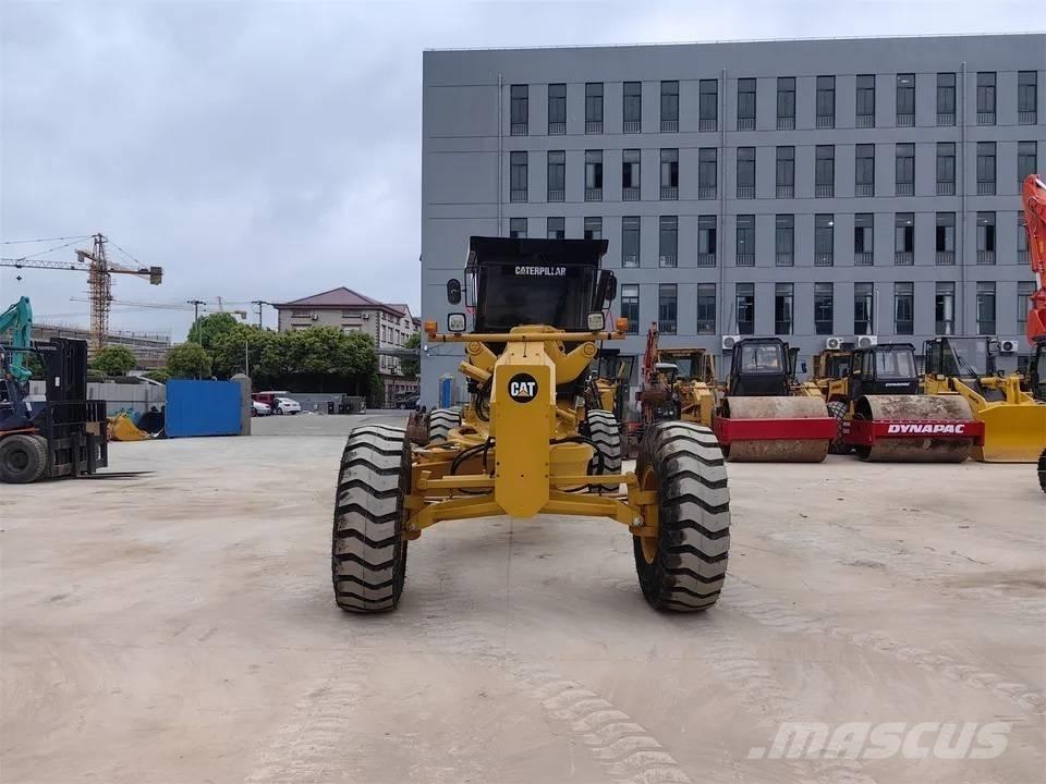 CAT 140H Veihøvler