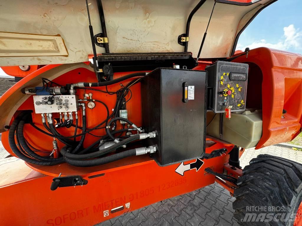 JLG 860SJ Teleskop bomlifter