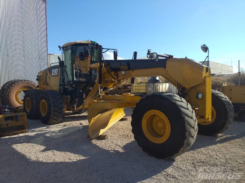 CAT 16 M Veihøvler