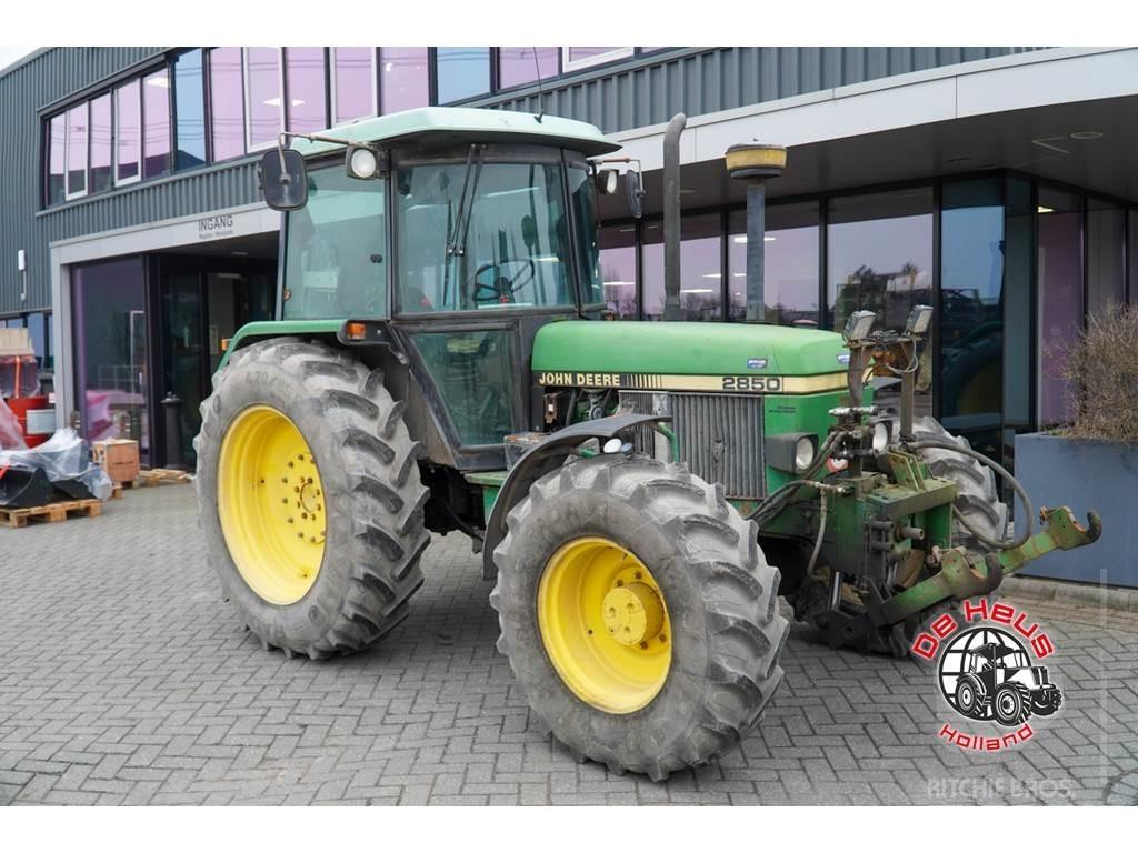 John Deere 2850 Traktorer