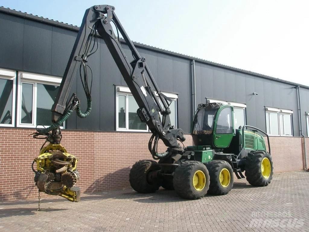 John Deere 1270E Hogstmaskiner
