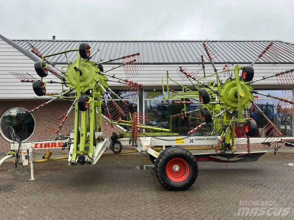 CLAAS Liner 3000 Svanser