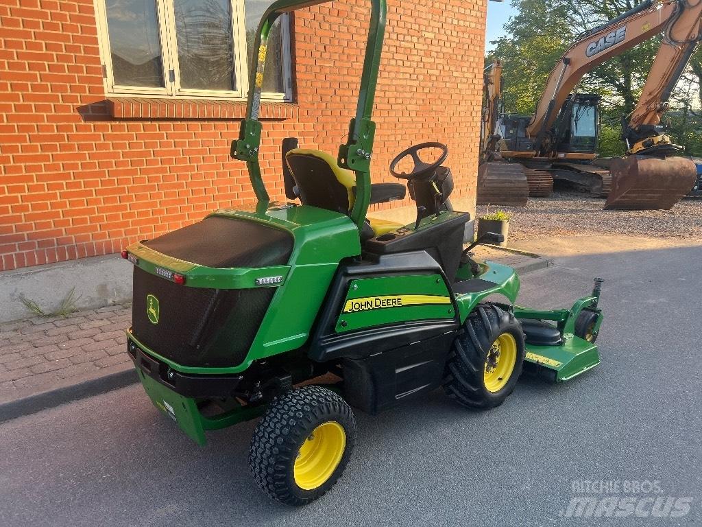 John Deere 1550 Sitteklippere