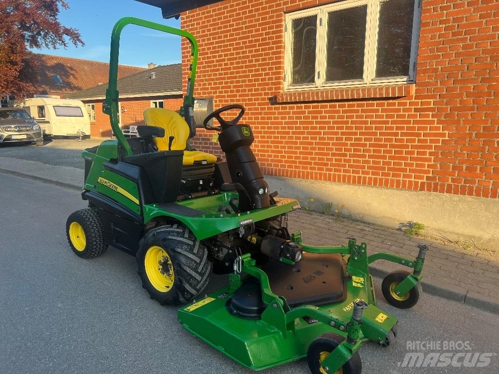 John Deere 1550 Sitteklippere