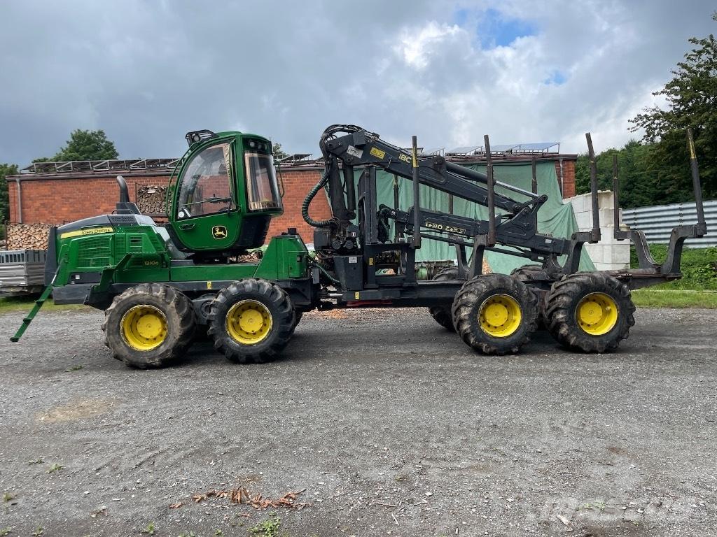 John Deere 1210 G Lassbærere