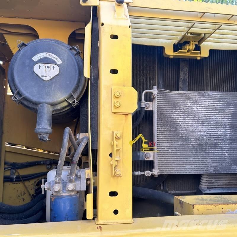 Komatsu PC 200-8 Beltegraver