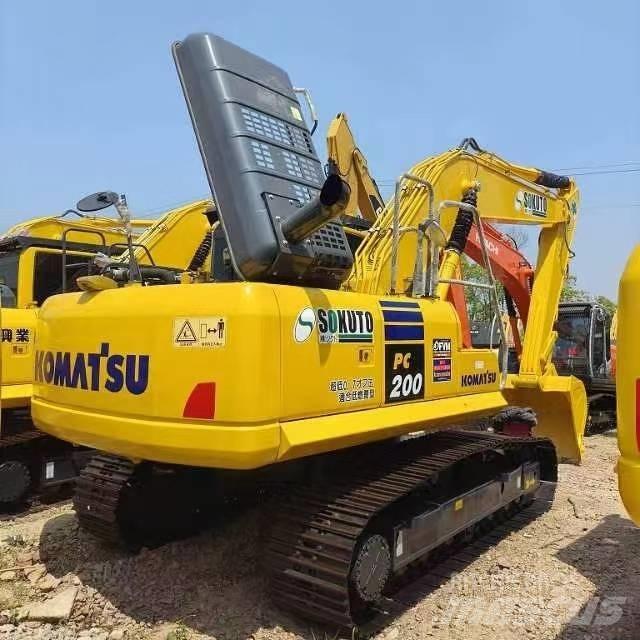 Komatsu PC 200-8 Midigravere 7 - 12t