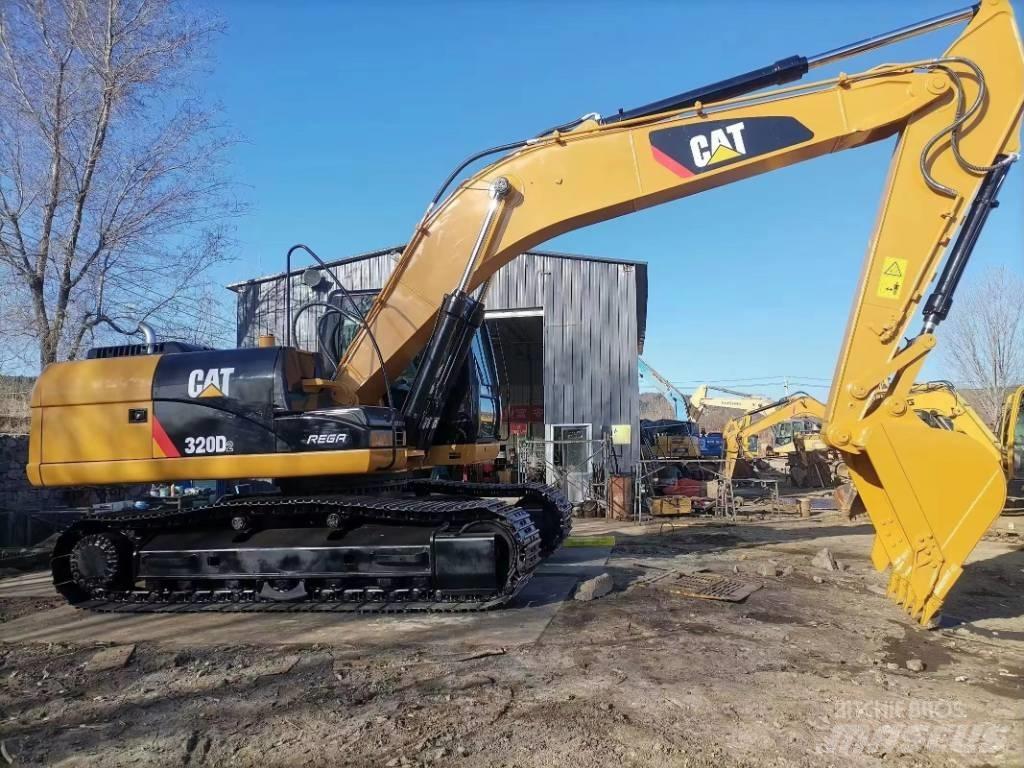 CAT 320D2 Beltegraver