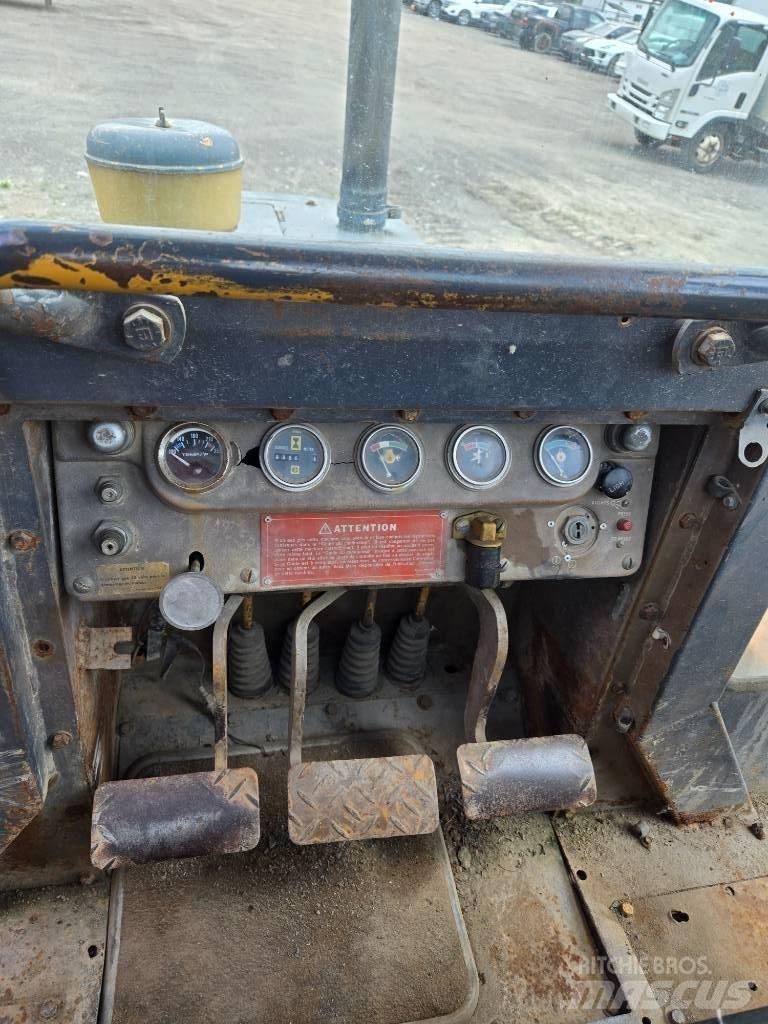 CAT D 3 B LGP Dozere Beltegående