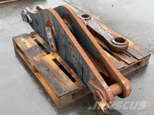 CNH BUCKET LINK Skuffer