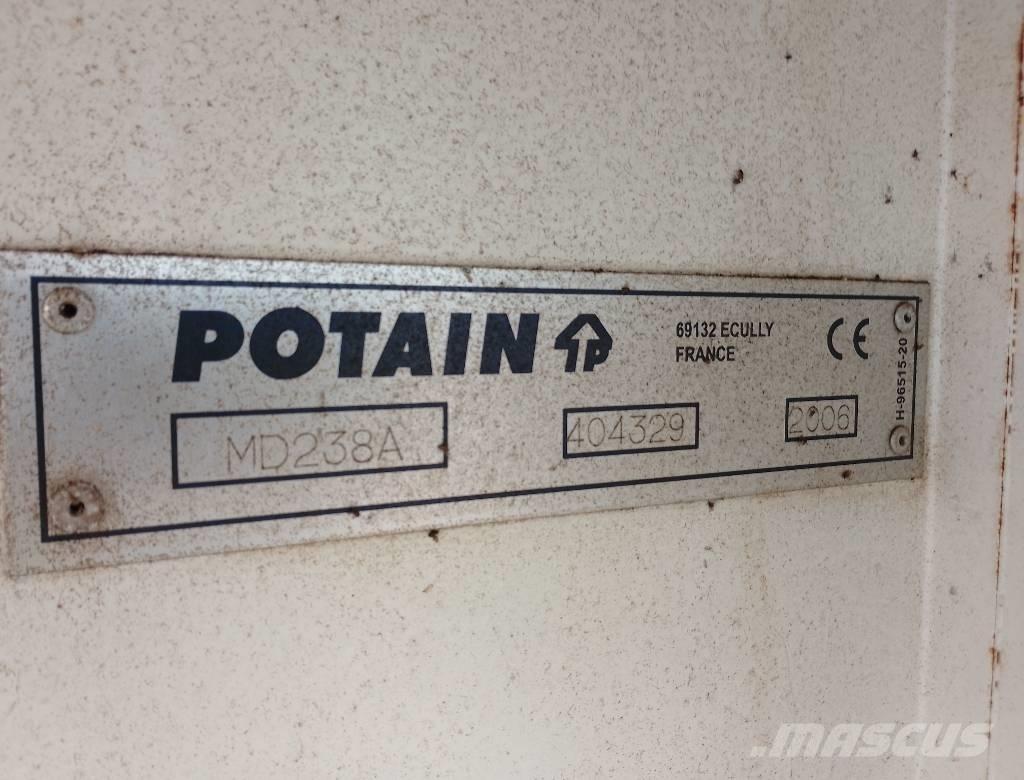 Potain MD238A-J10 Bygge- og tårnkraner