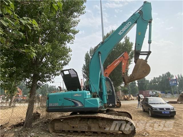Kobelco SK200-10 Beltegraver