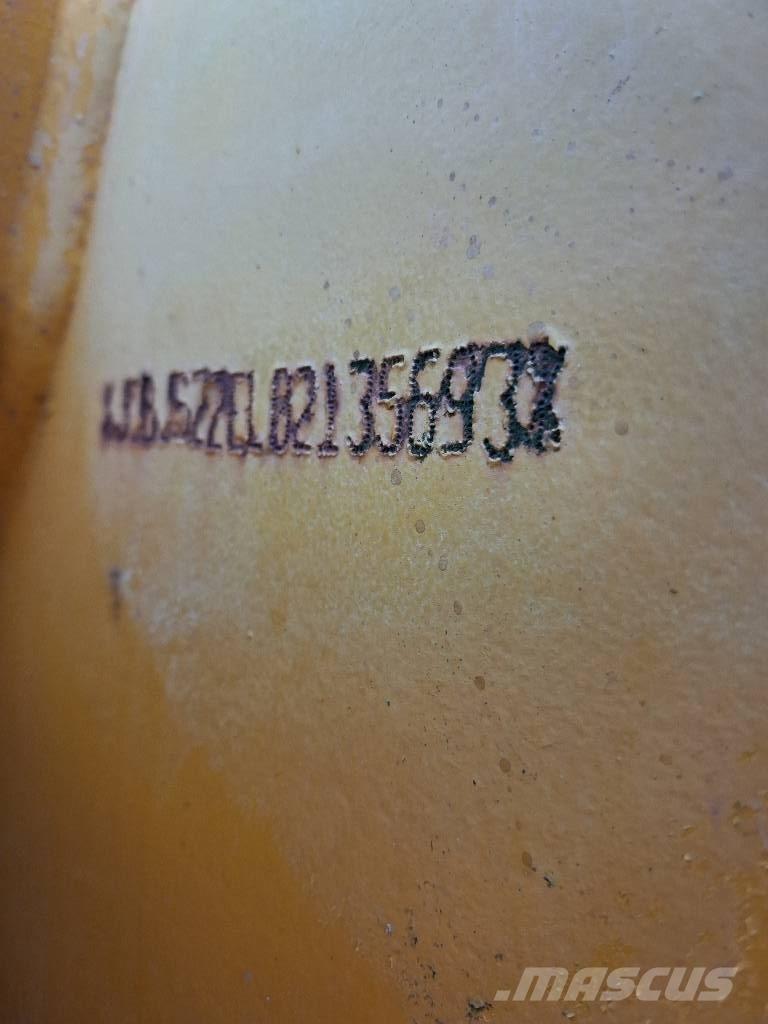 JCB JS 220 N LC Beltegraver