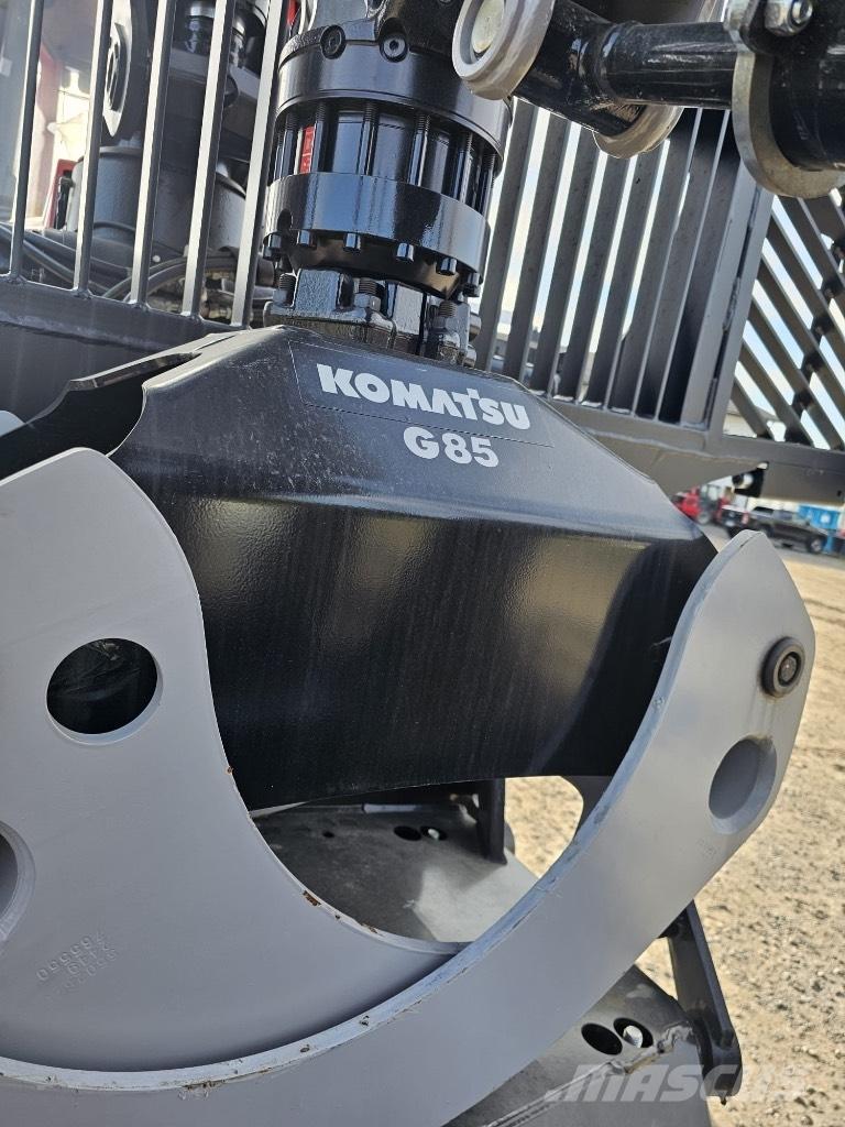 Komatsu 895 Lassbærere