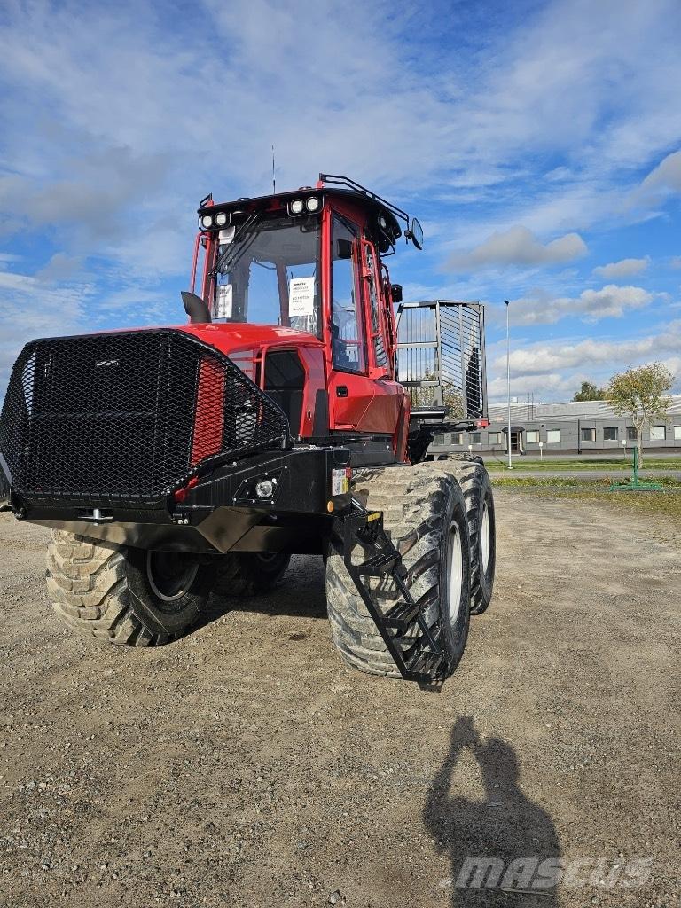 Komatsu 895 Lassbærere