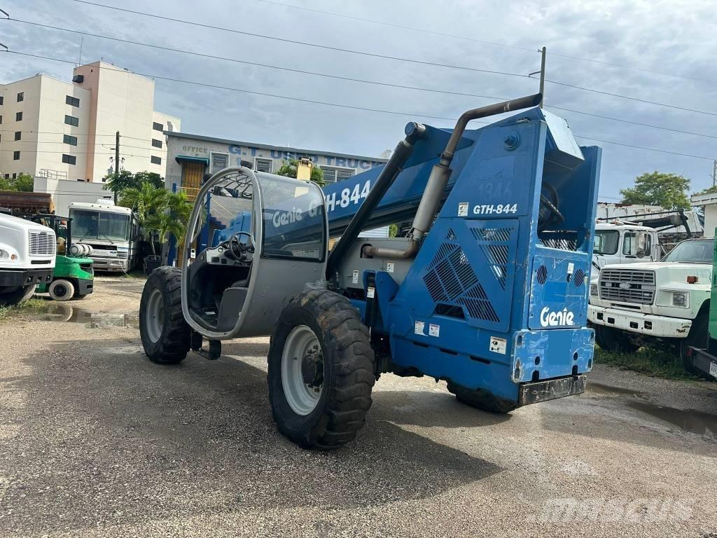 Genie GTH 844 Teleskoplastere