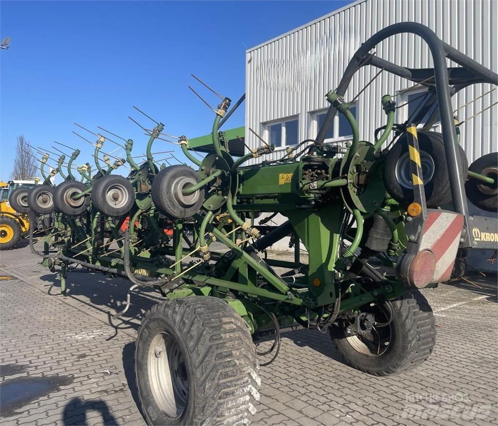 Krone KWT 2000 Raker og høyvendere