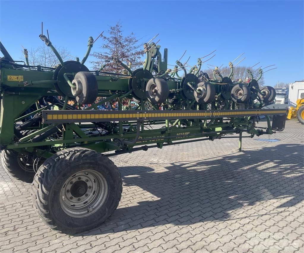 Krone KWT 2000 Raker og høyvendere