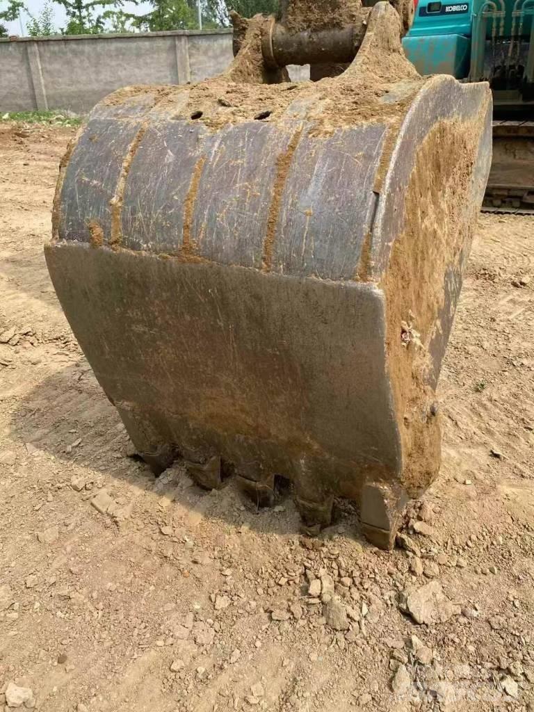 Kobelco SK140 Beltegraver