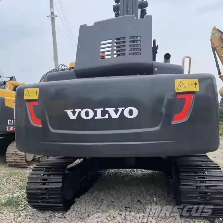 Volvo EC240D Beltegraver