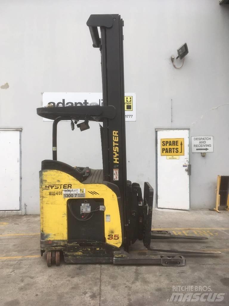 Hyster N35ZDR Skyvemasttruck